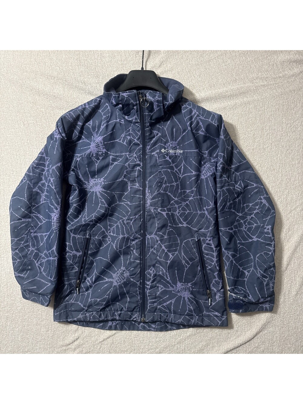 Columbia Youth large 14/16 interchange jacket Lot Number 10006